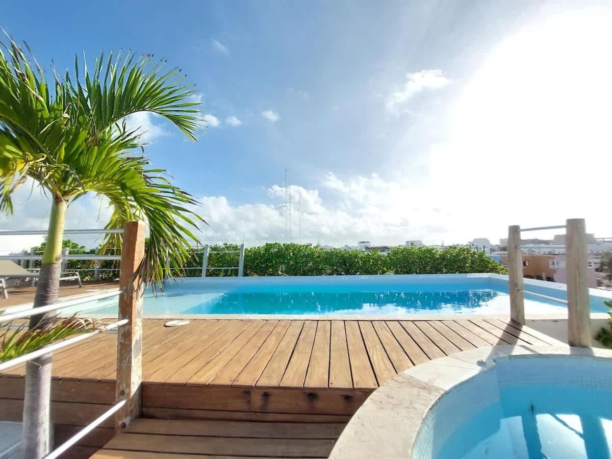 Oceanview Pool Near Av 5th 6 Guest Fast Wifi