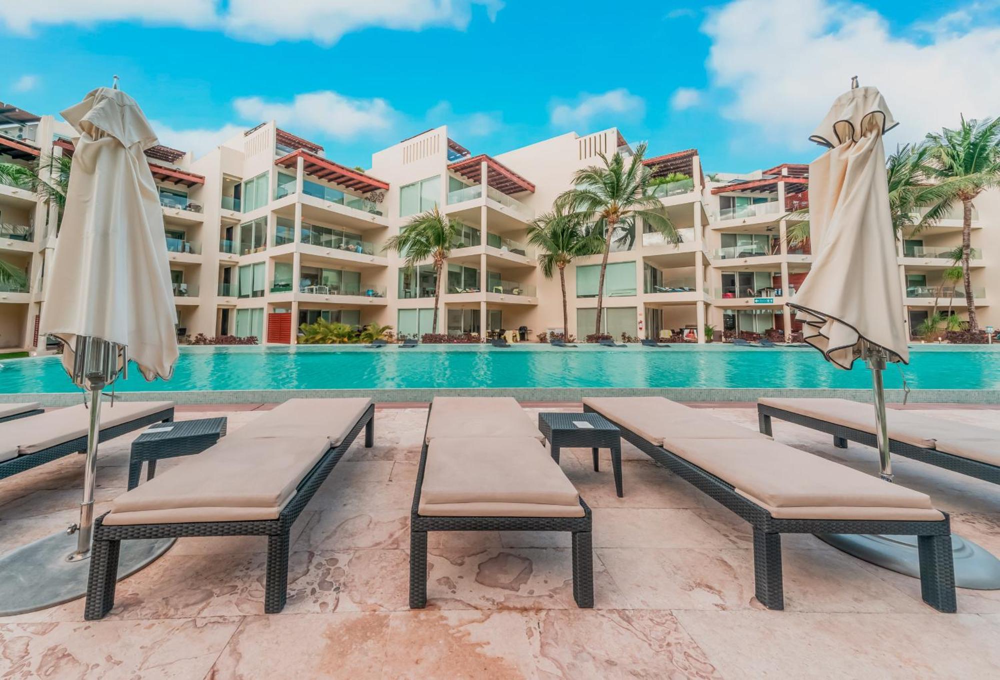 Infinity Pool And Private Club - Luxury Complex The Elements - Gh8 Holiday home *