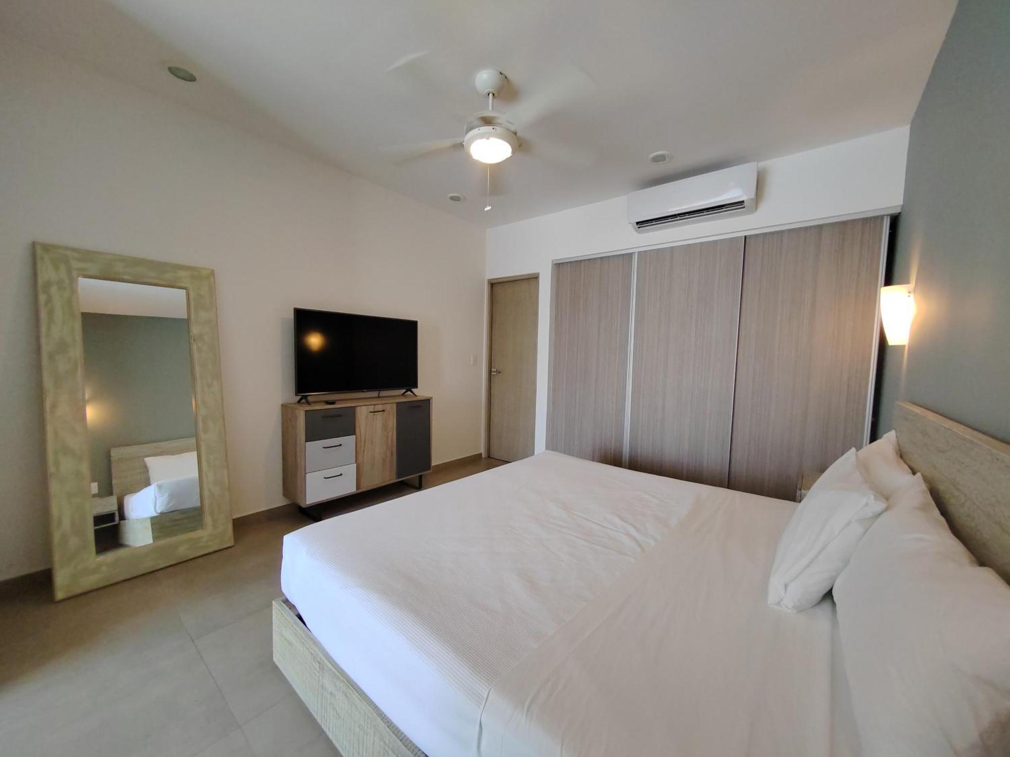 Luxury Steps From 5th Av Rooftop Pool By Yeah * Playa del Carmen