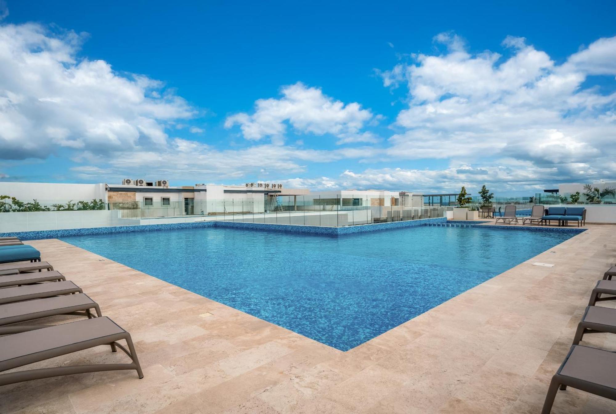 2 Bedroom At Ipana - Pool - Gym - Business Center - Indigo Vakantiehuis