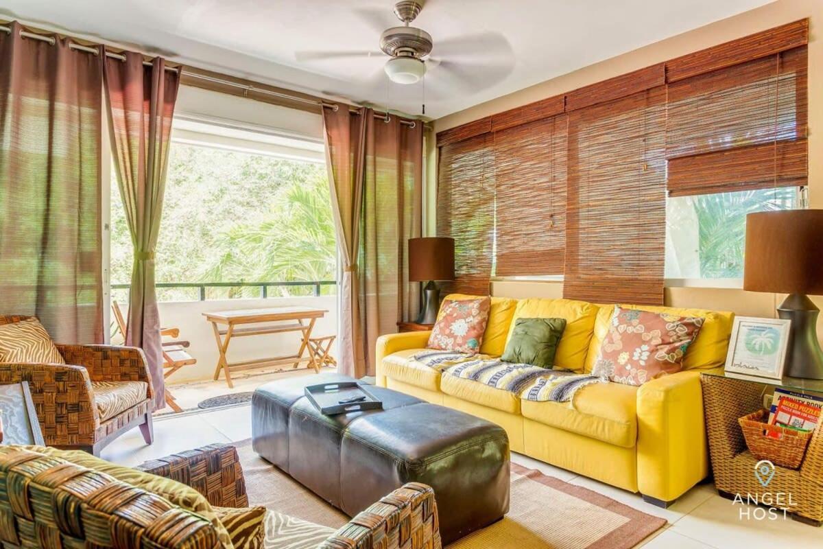 New Tropical Vibe With Roof Pool 3 Blks