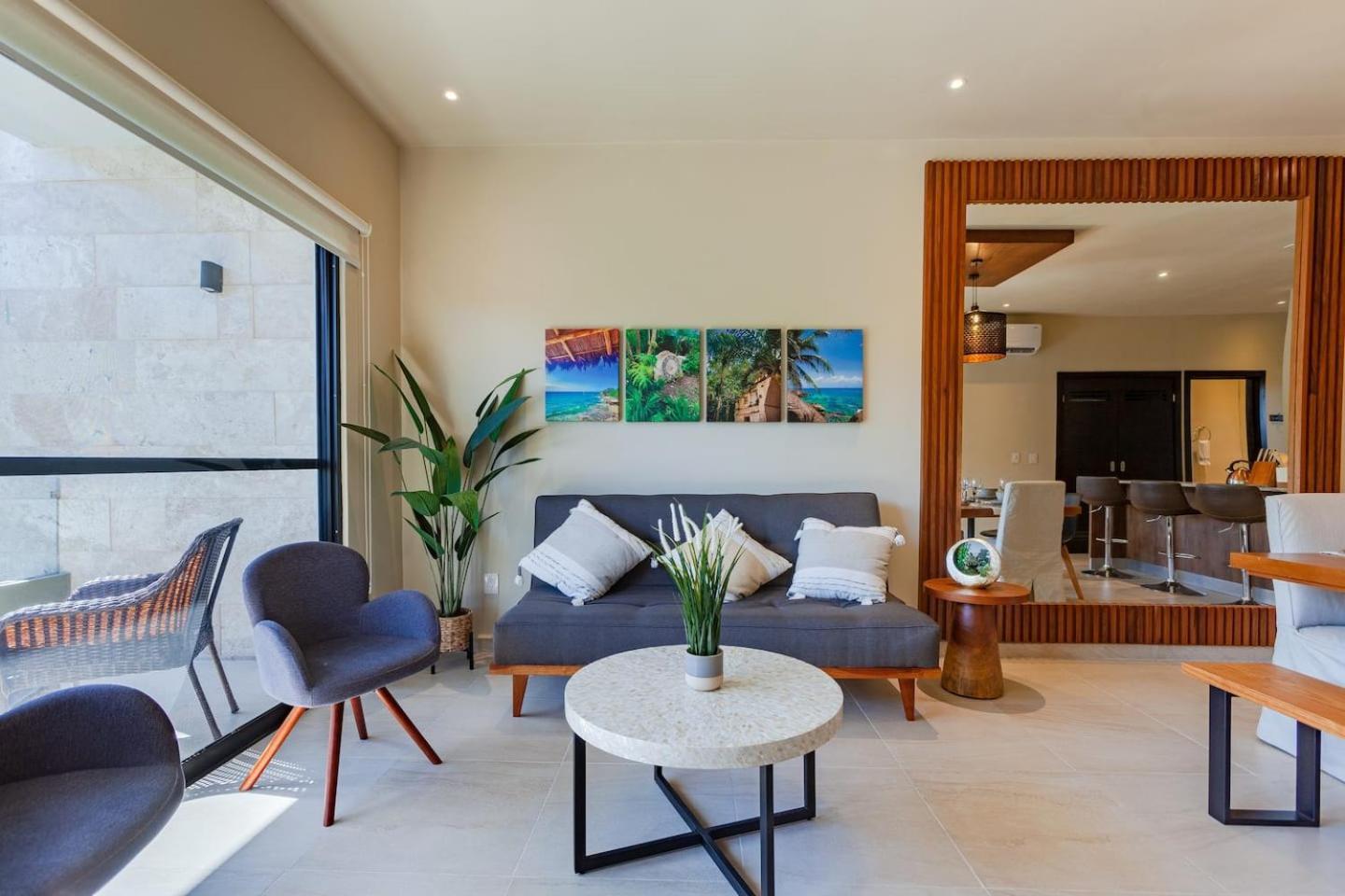Coto8 Selvanova Gated, Wifi 200bm, King,6pools Holiday home Playa del Carmen