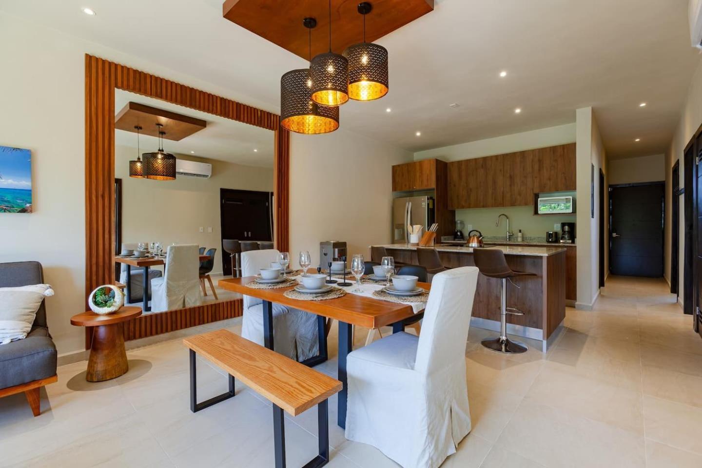 Coto8 Selvanova Gated, Wifi 200bm, King,6pools