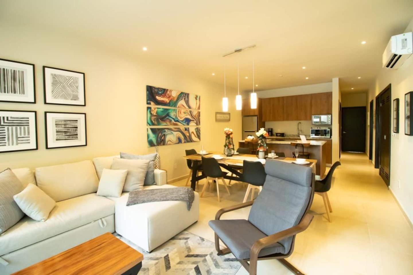 Rayodesol Gated, 10min To Beach,gym,6pools Playa del Carmen