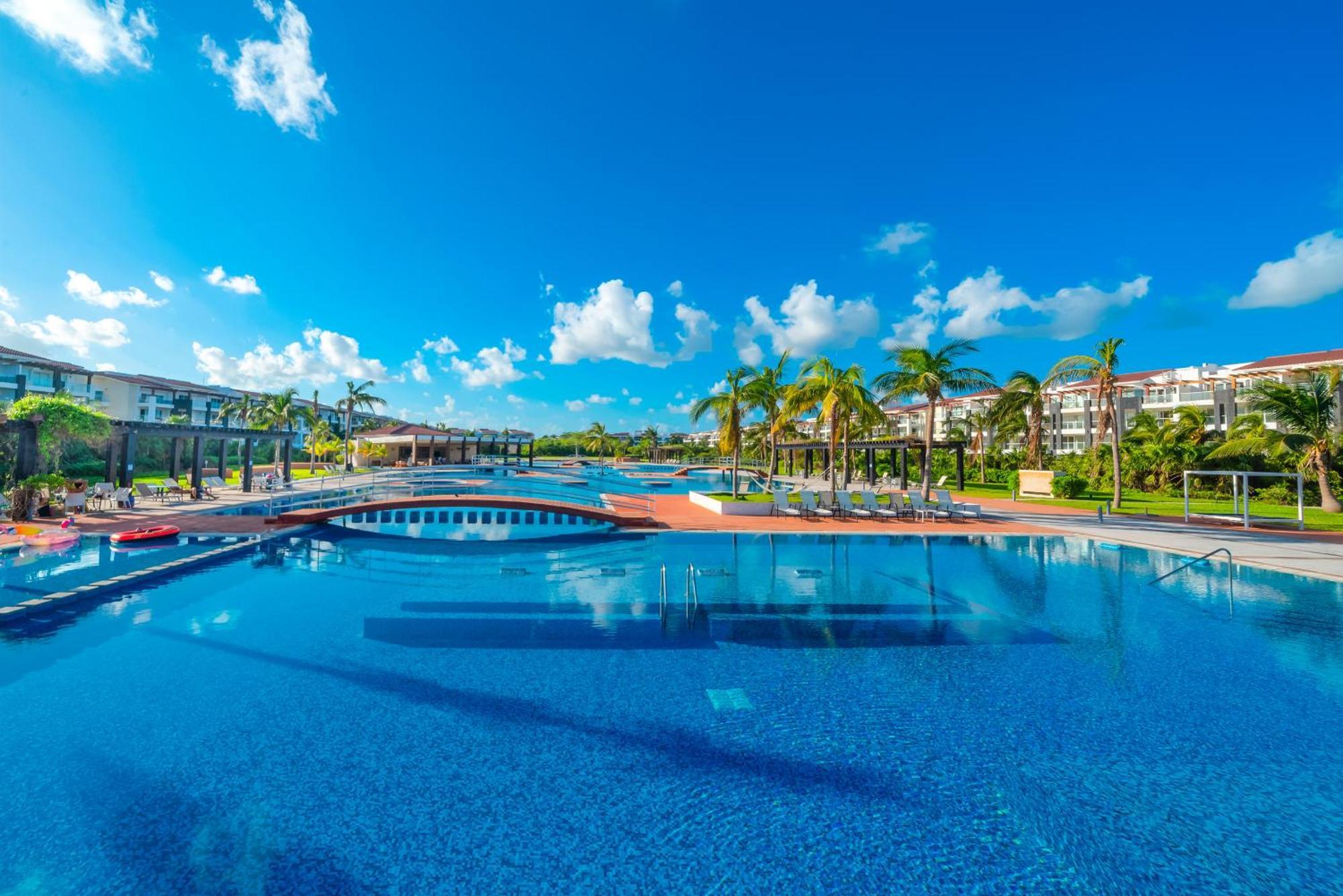 Vakantiehuis Luxury 3 Bedroom - Beachfront Complex At Mareazul - Buena Vida