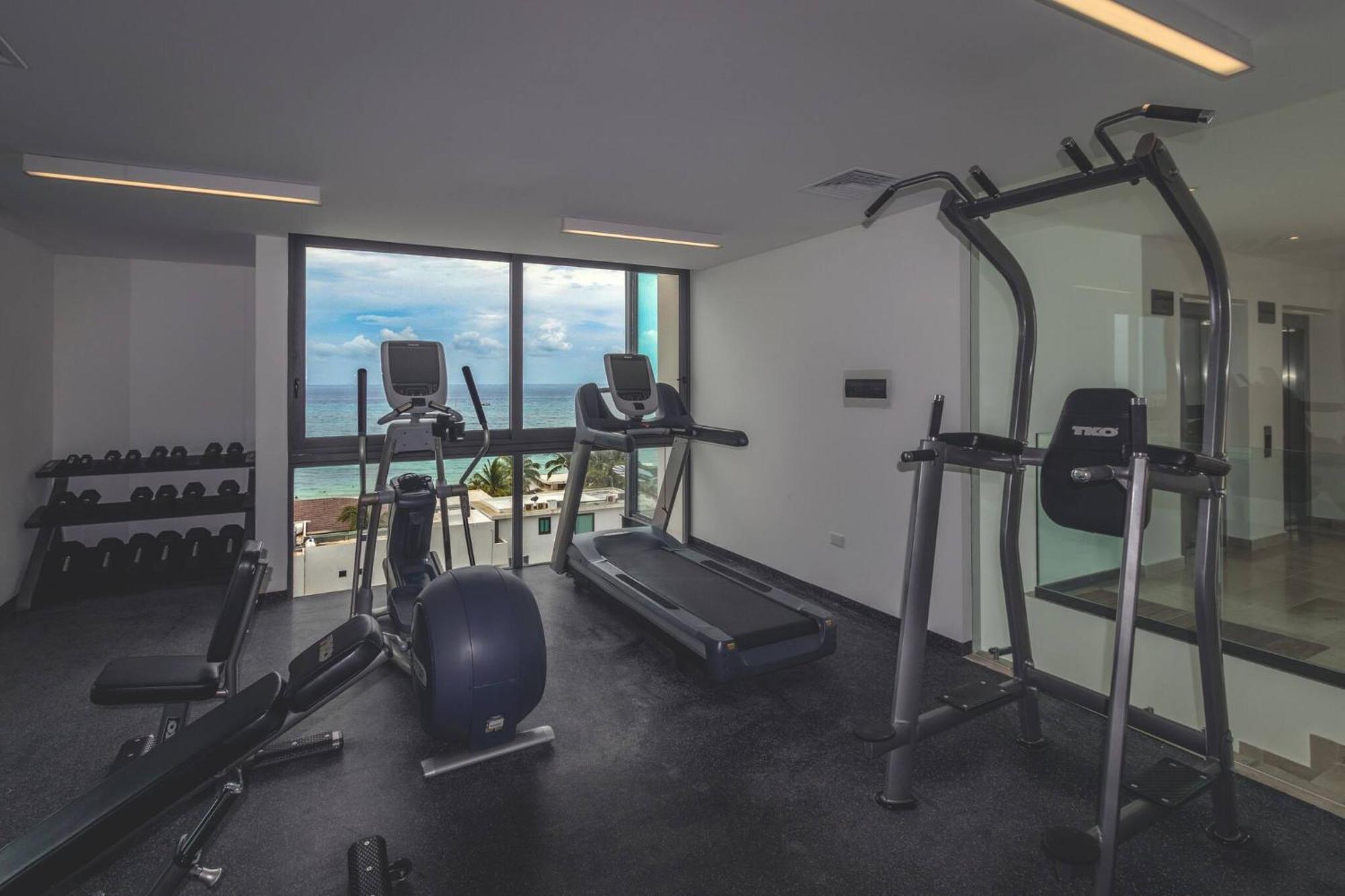 Luxury 2 Bedroom With Private Jacuzzi & Bbq - At Cruz Con Mar - Maricruz Playa del Carmen