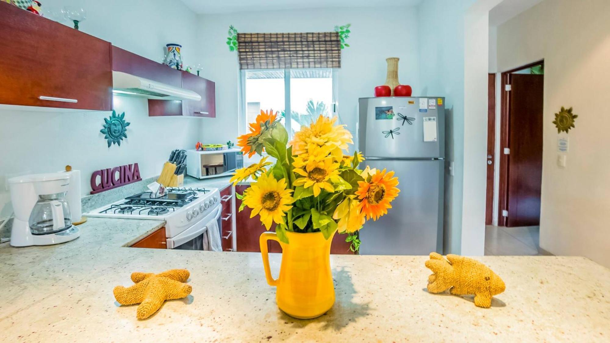 Vakantiehuis Luxury 2 Level Penthouse With 2 Bedroom - Only 3 Blocks From The - Meridian 310 Playa del Carmen