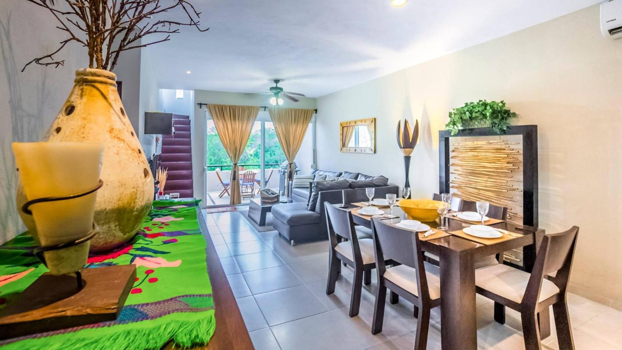 Luxury 2 Level Penthouse With 2 Bedroom - Only 3 Blocks From The - Meridian 310 Playa del Carmen