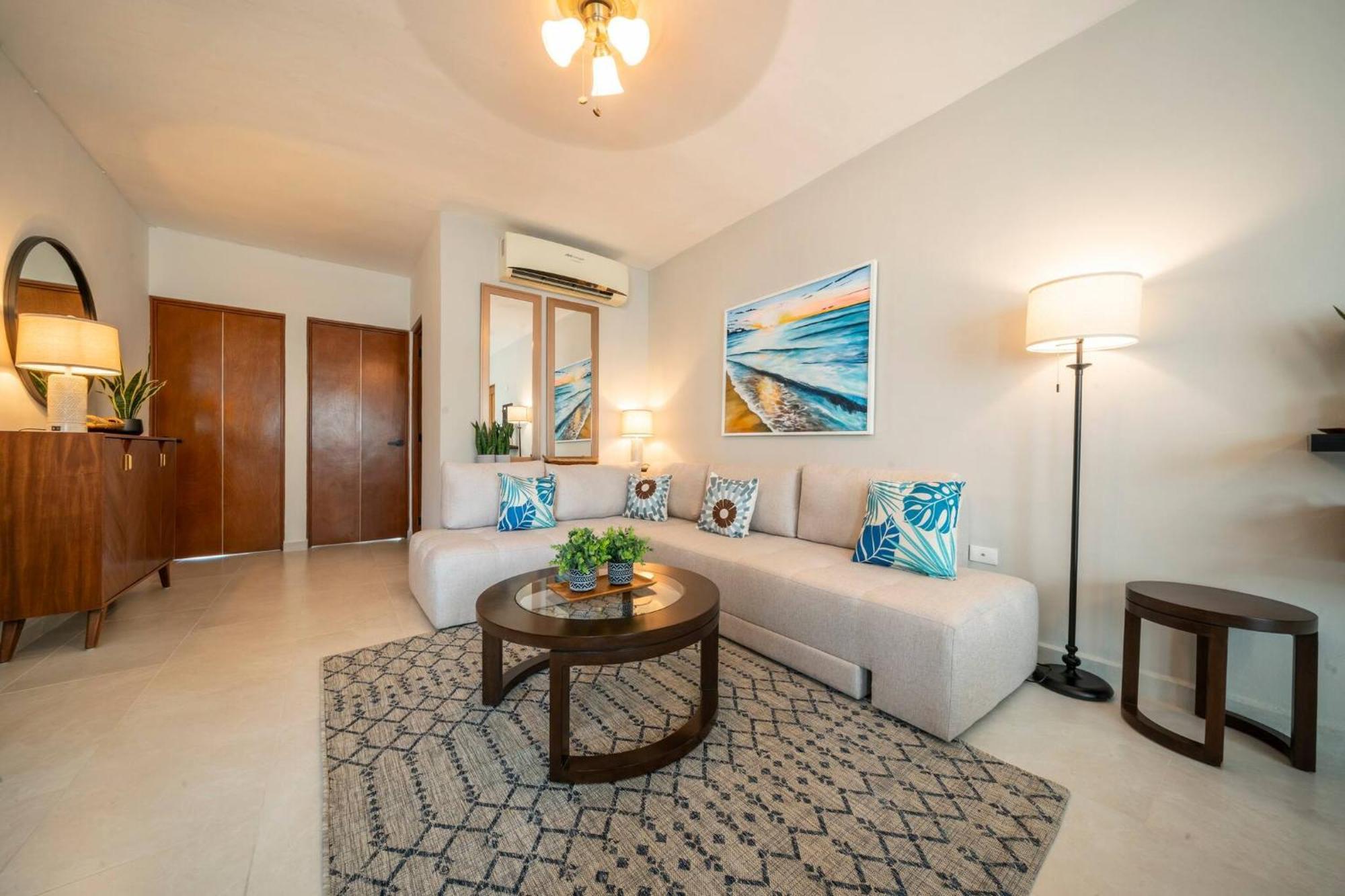 Modern Penthouse With 2 Bedrooms & Pool - Exquisite Bargain Priced - At Margaritas Ii