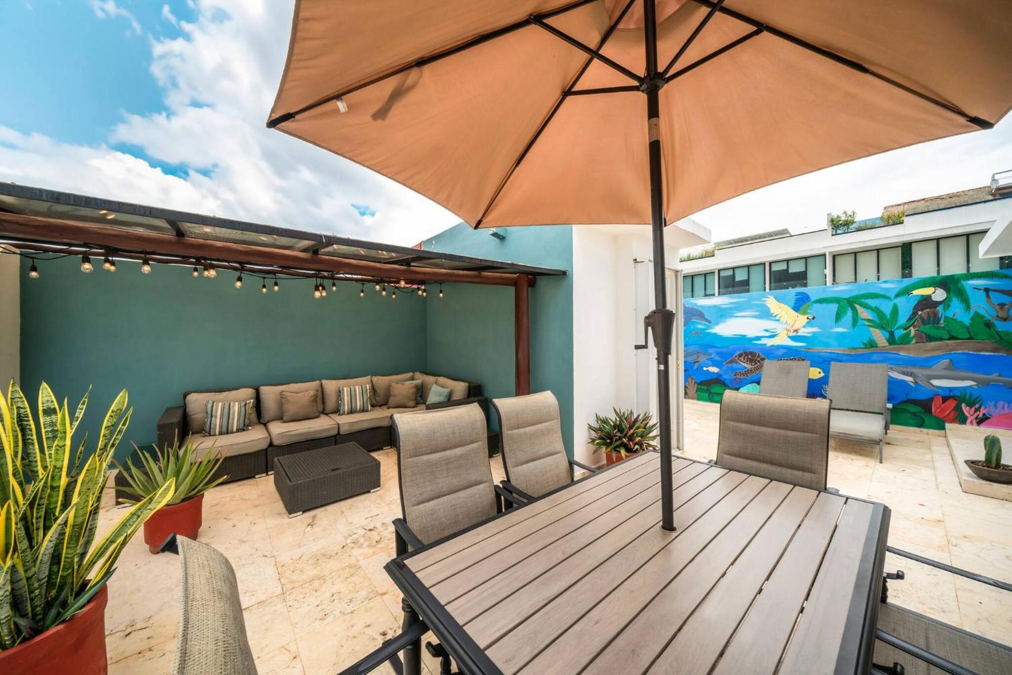 Ferienhaus Modern Penthouse With 2 Bedrooms & Pool - Exquisite Bargain Priced - At Margaritas Ii
