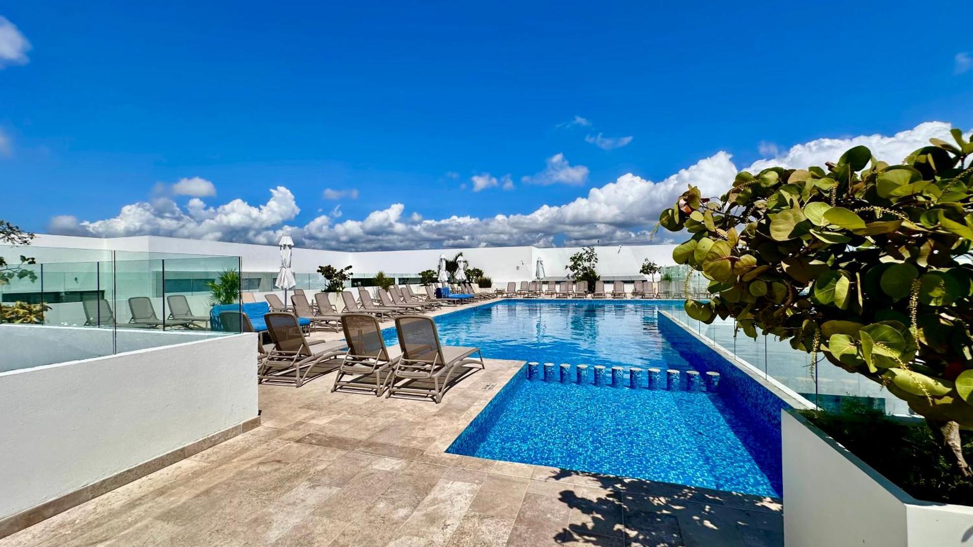 Ipana Luxury *