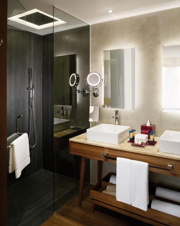 Hotel The Fives Downtown & Residences, Curio Collection By Hilton Playa del Carmen
