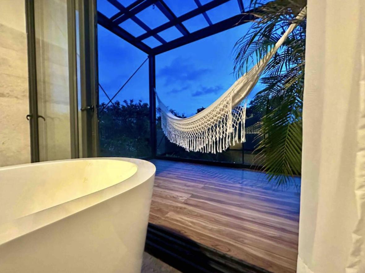 Villa Luxury Jungle House - Amazing Design - 3 Floors