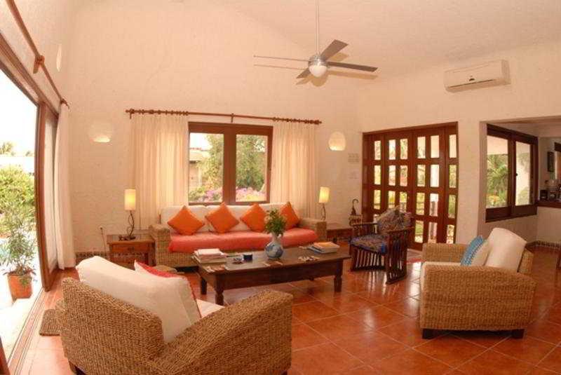 Casa Paloma Blanca Hotel
