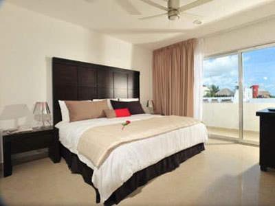 Bambu Aparthotel 3*