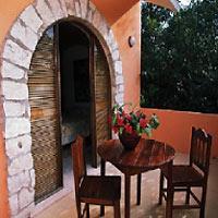 Moongate Hotel 2*