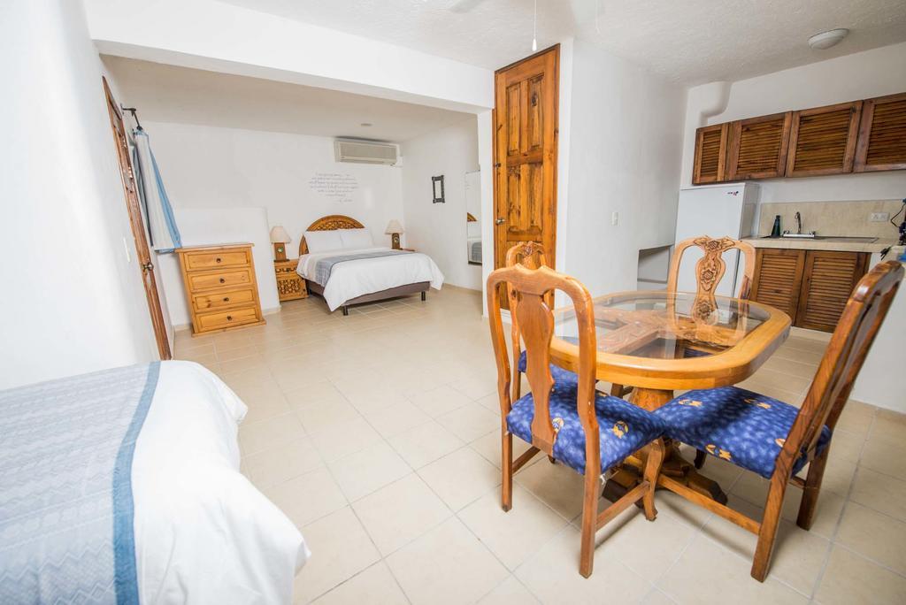 Luna Blue Hotel