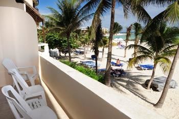 Ocean Plaza Hotel 3*