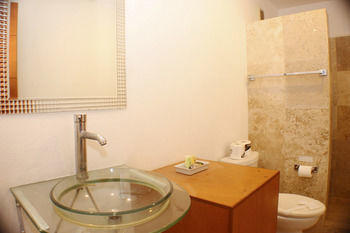 Ocean Plaza Hotel Playa del Carmen