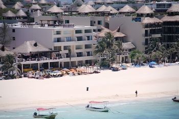 Ocean Plaza Playa del Carmen