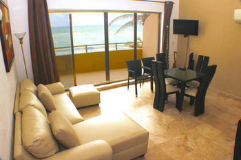 Ocean Plaza Hotel Playa del Carmen