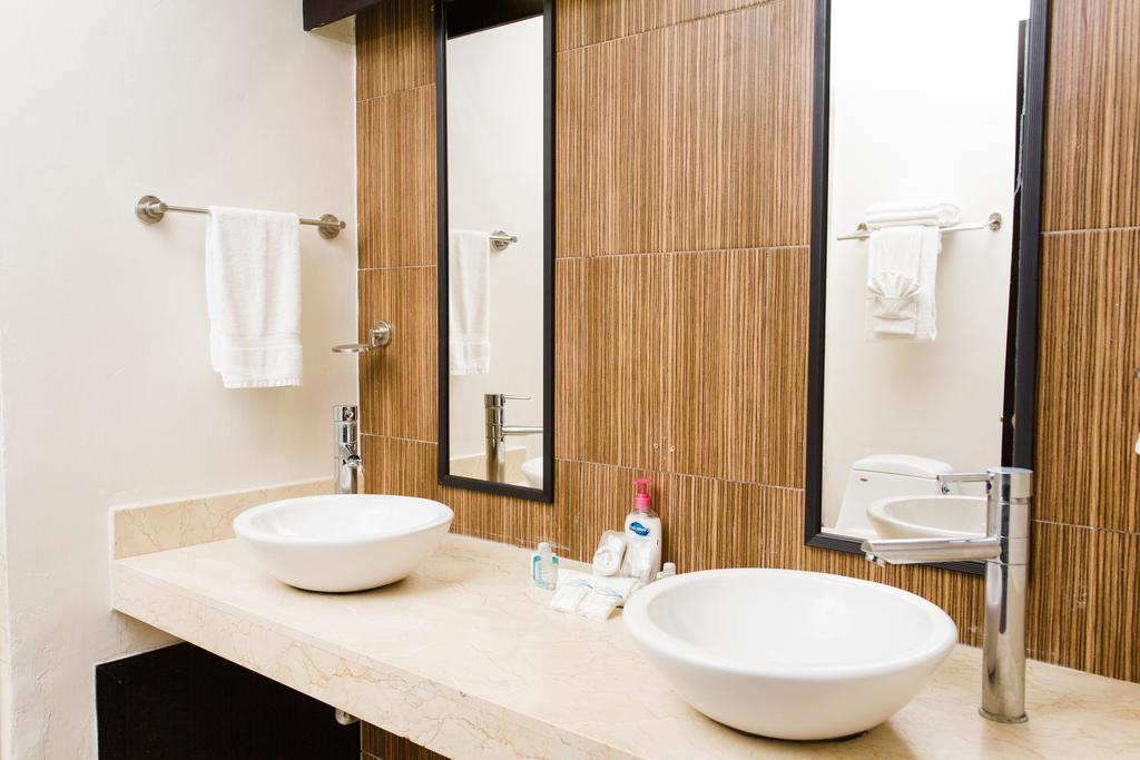 Apartment Ocean Front Corto Maltes 104 In Downtown