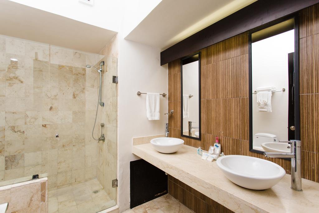 Ocean Front Corto Maltes 104 In Downtown Apartment