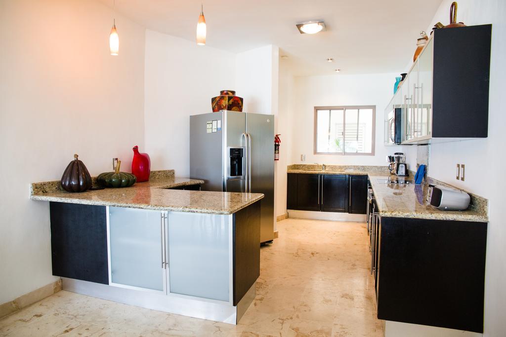 Ocean Front Corto Maltes 104 In Downtown Apartment