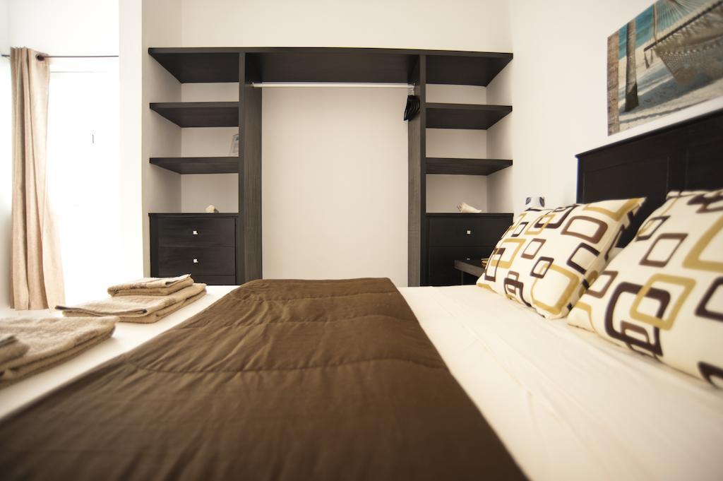 Casa Felicidad Bed & Breakfast