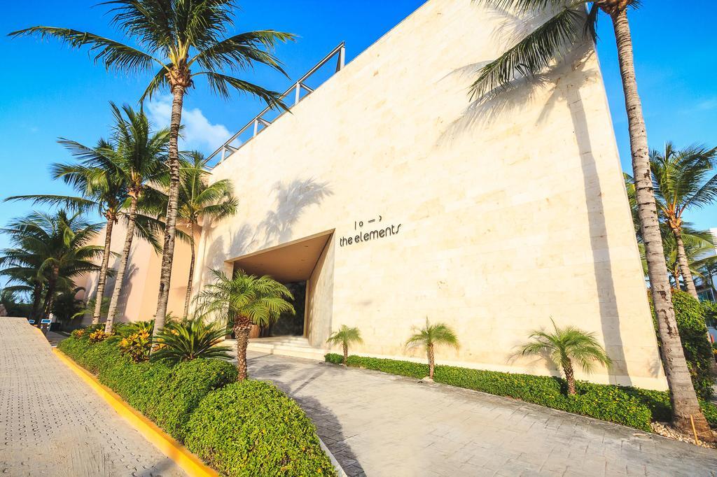 Infinity Pool And Private Club - Luxury Complex The Elements - Gh8 Holiday home *