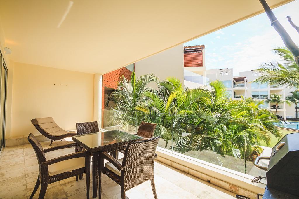 Infinity Pool And Private Club - Luxury Complex The Elements - Gh8