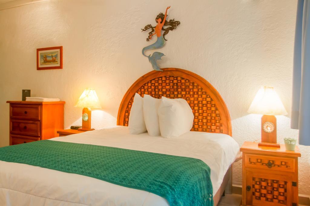 Luna Blue Hotel