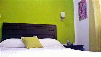 Maya Vacanze Playa Quinta Bed & Breakfast 2*