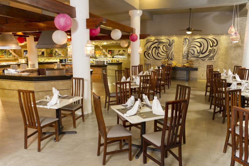 Select Club At Sandos Playacar - Adults Only Area Resort