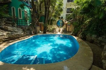 Luna Blue Hotel