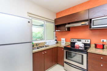 Sabbia 4102- Bedrooms All-In Suite Apartment