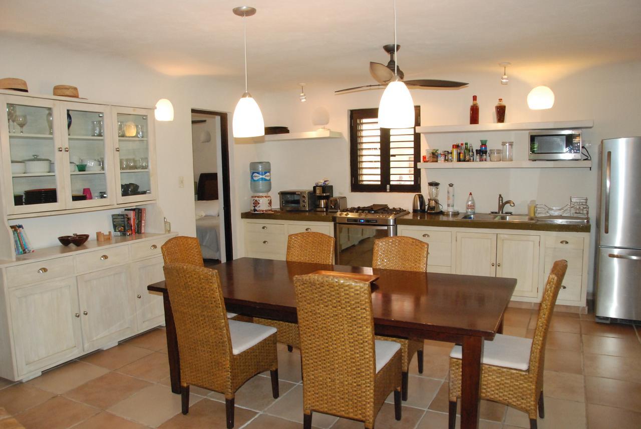 Casita Coba Steps Beach Apartment *