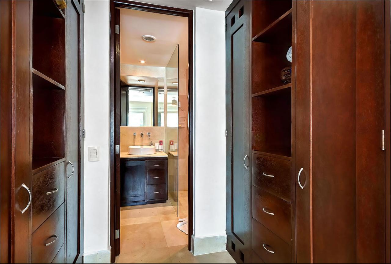 Apartamento Luxurious & In Playa Steps From The Playa del Carmen