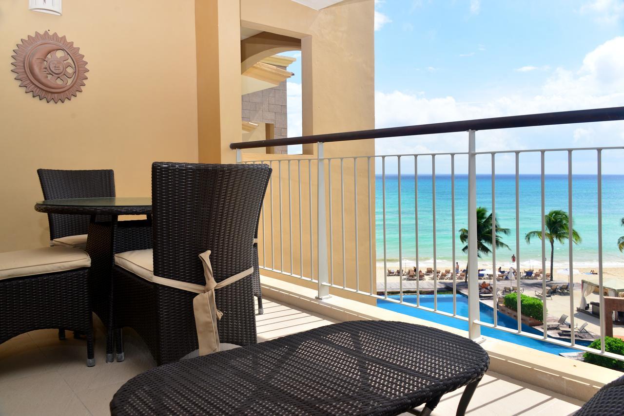Aparthotel El Faro By Your Way *