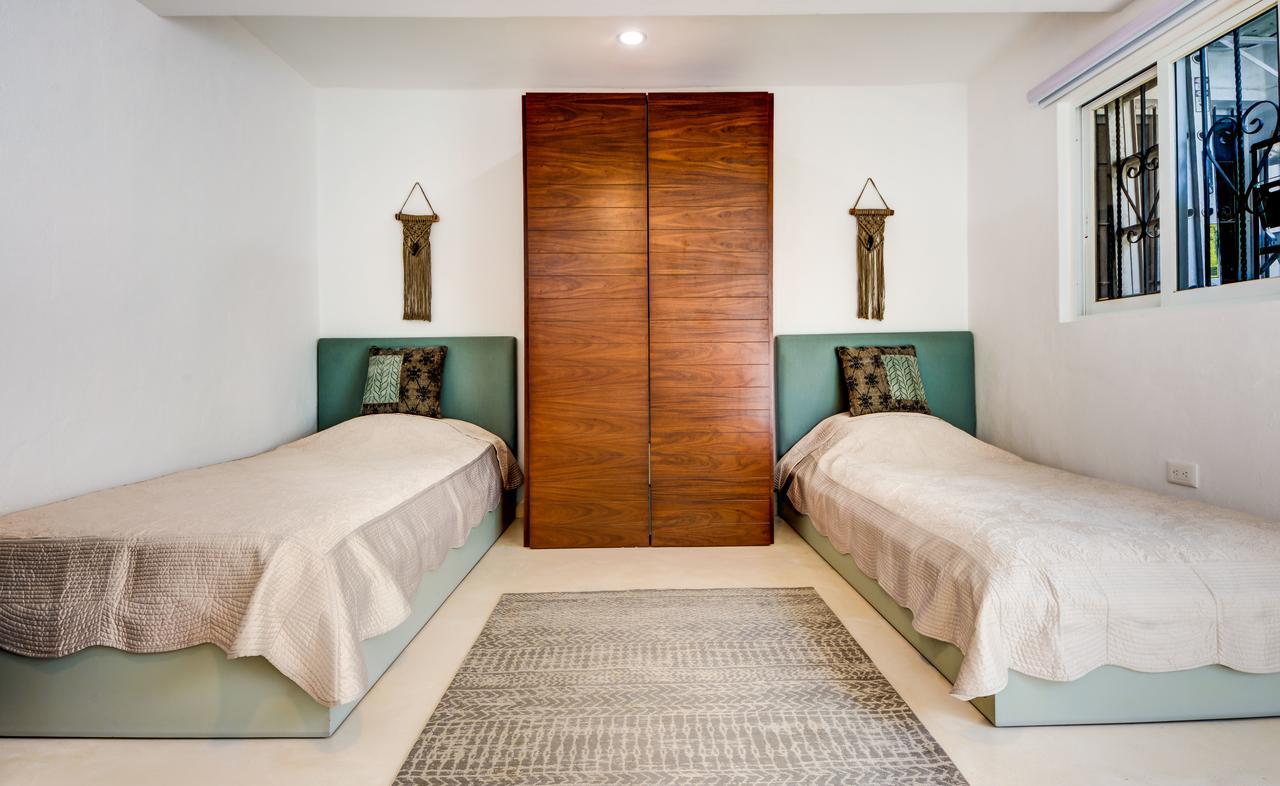 Nomad Deluxe * Playa del Carmen