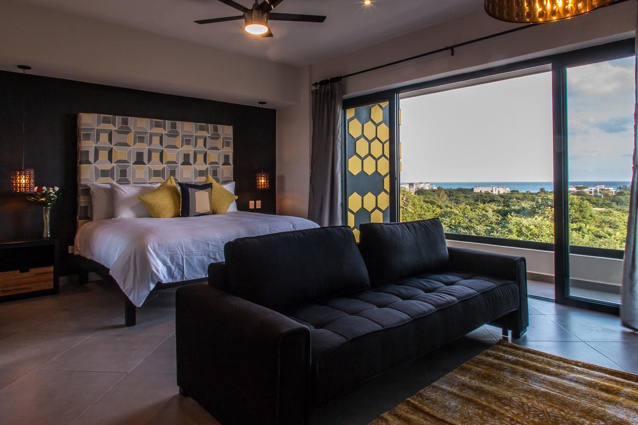 Honey B Aparthotel 3*