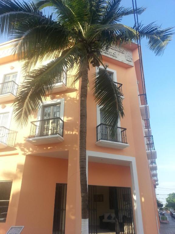 Hotel Itzaes