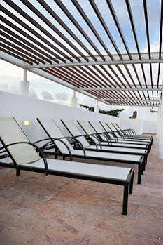 Bambu Aparthotel
