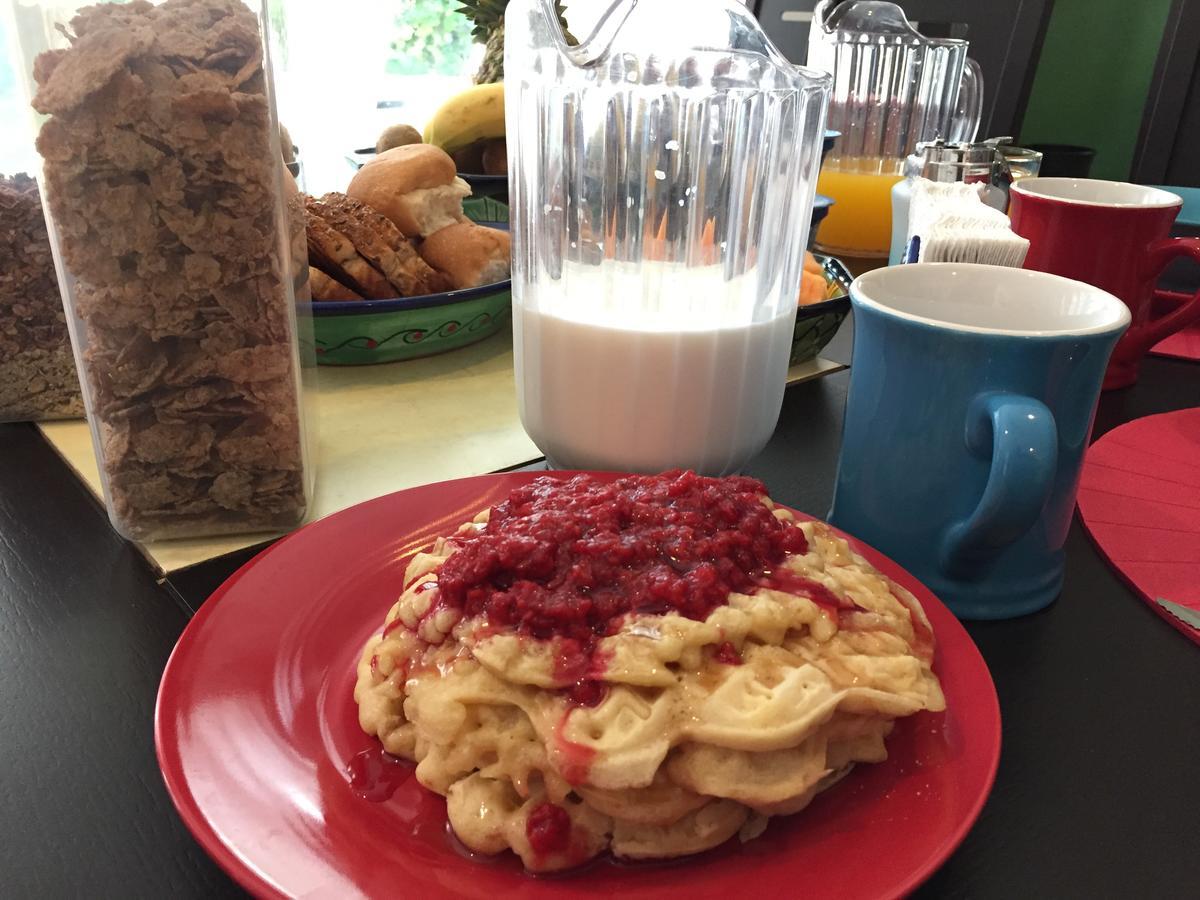 Acomodação com café da manhã  Esquina De La Felicidad De Playacar