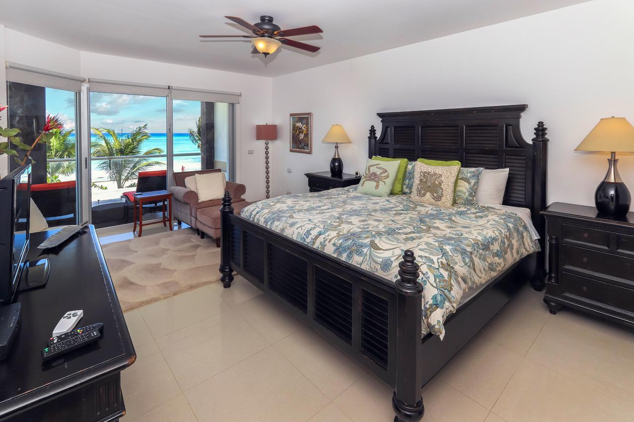 Holiday home Beachfront With Jacuzzi, 3 Bedroom & Pool - At Mareazul Corazon Playa del Carmen
