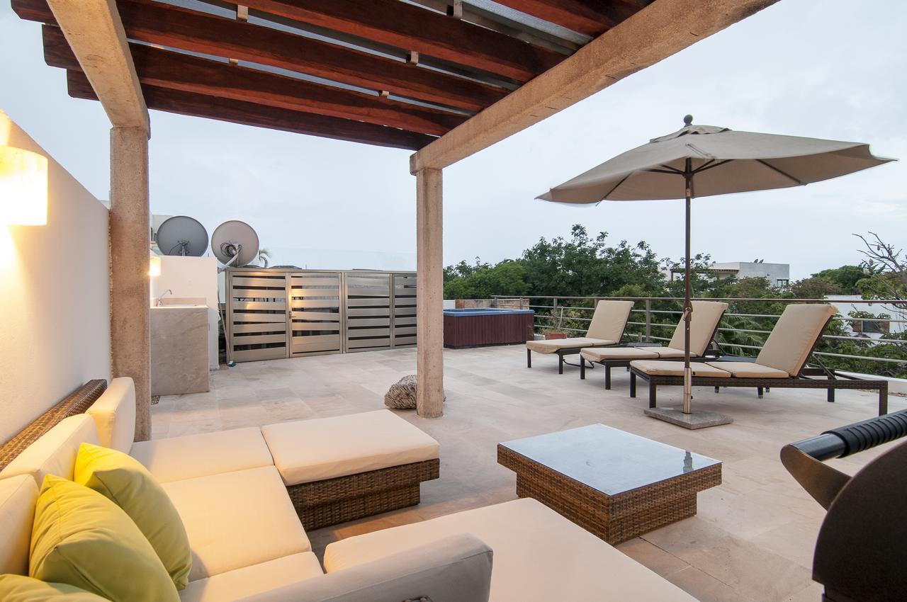 Luxurious & In Playa Steps From The Apartment