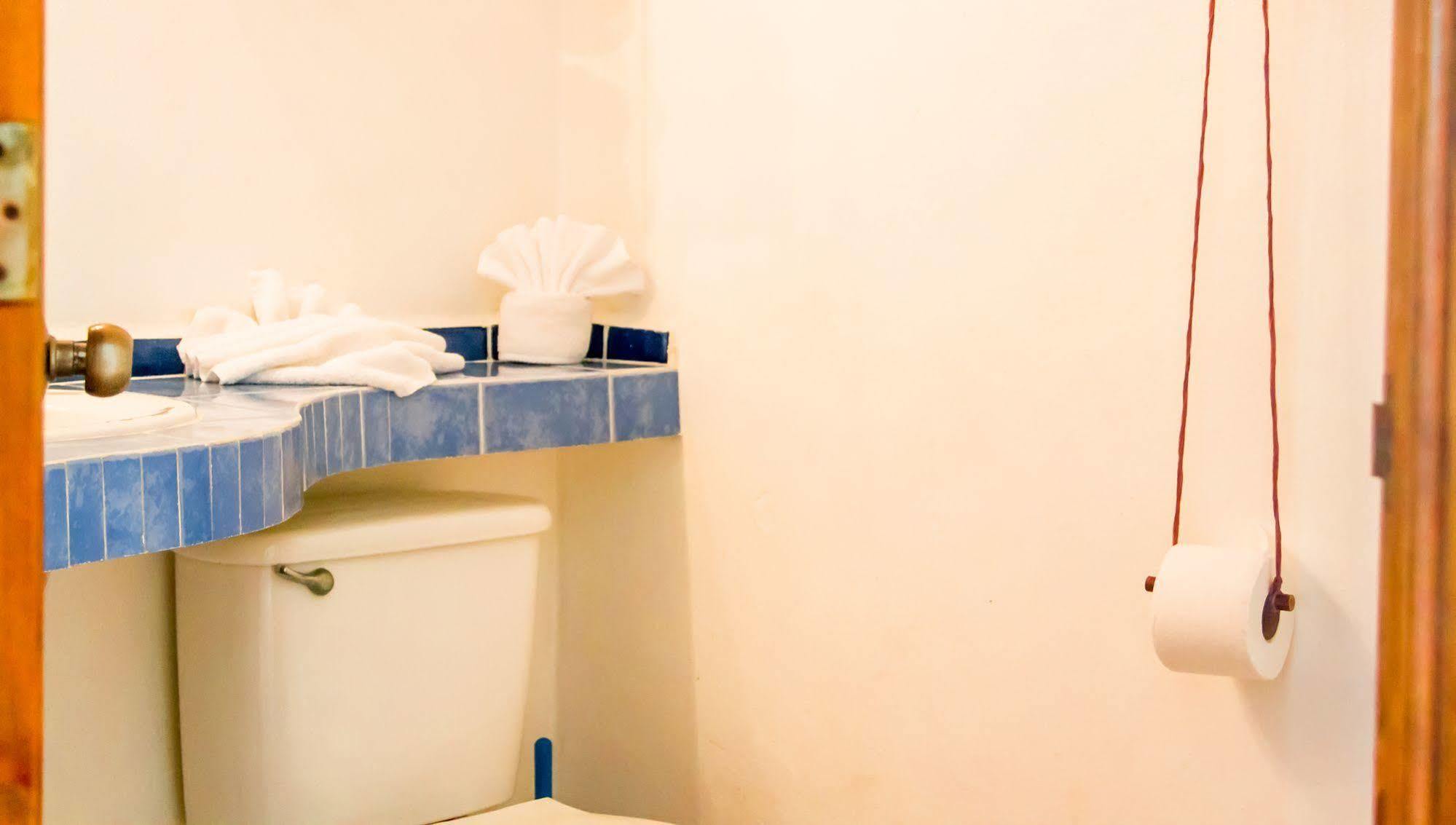 Hotel Luna Blue 3*
