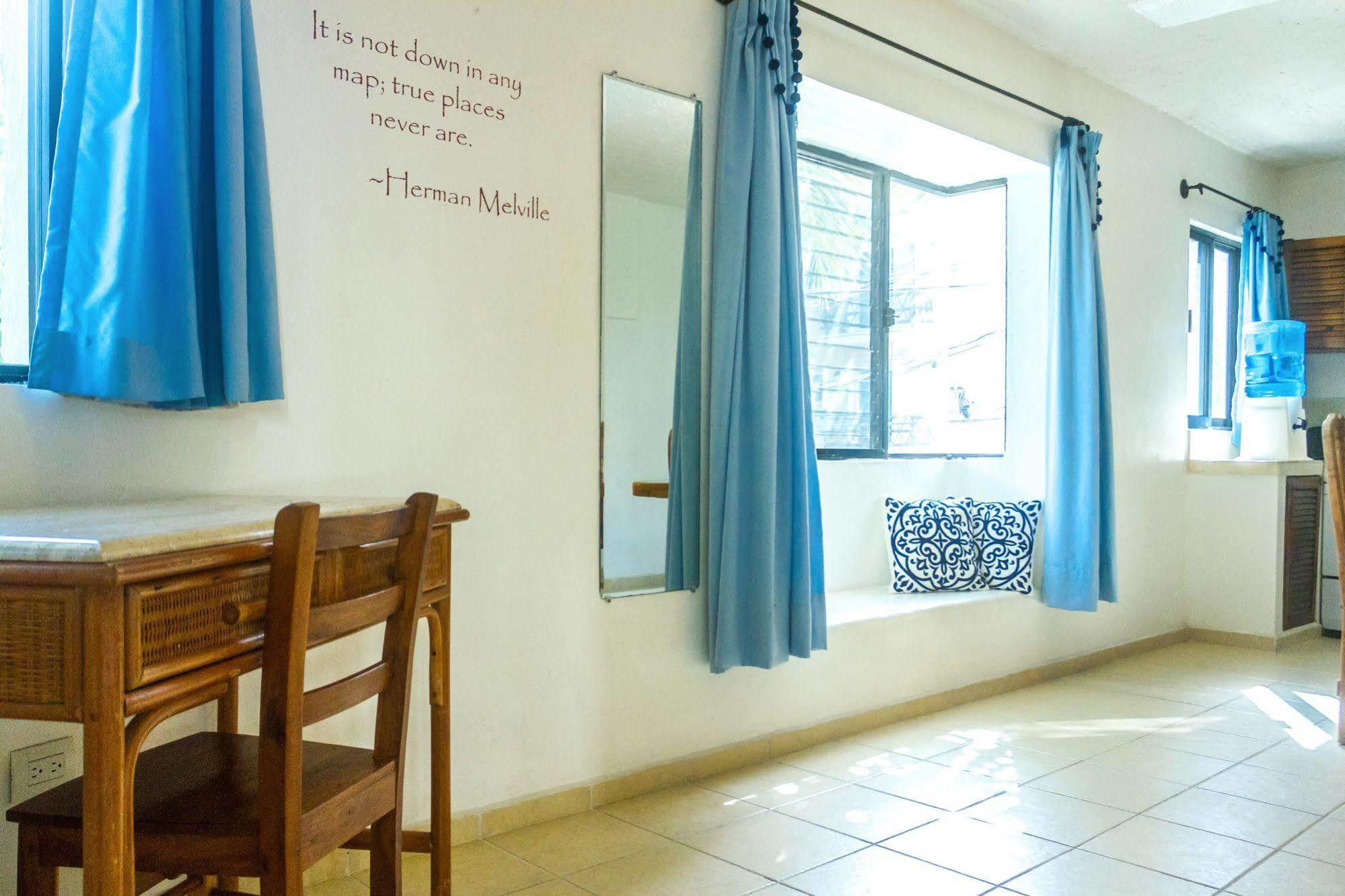 Luna Blue Hotel 3*