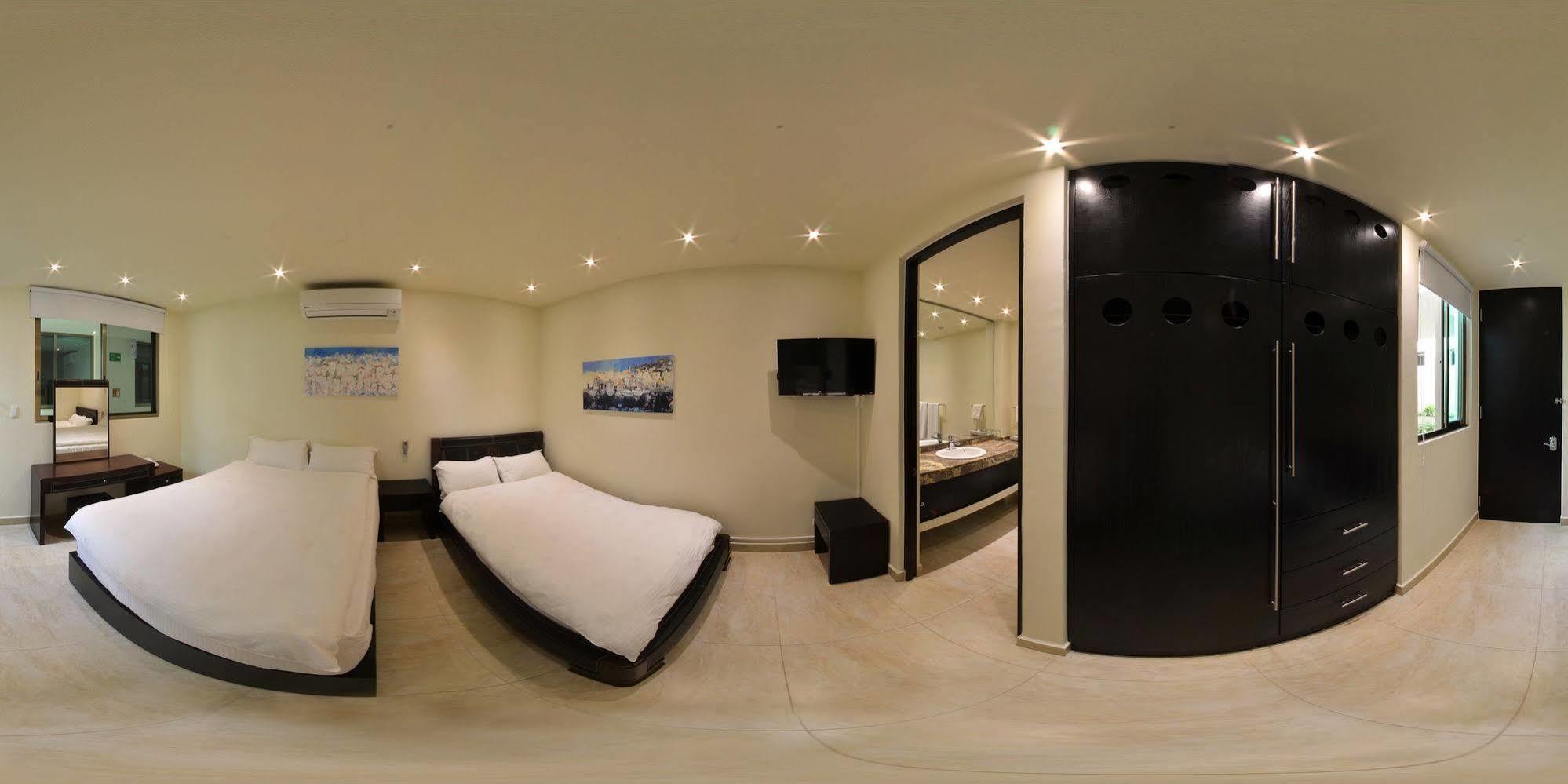 770 Hotel 3*