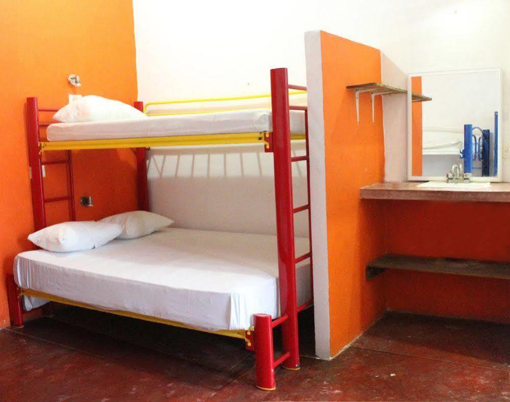 Hostel Vive La Vida Playa del Carmen